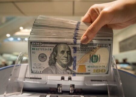 مراودات مالی ۲۱میلیارد دلاری ایران با بانک‌های خارجی/ سپرده‌های ارزی ایران ۱۳درصد رشد کرد